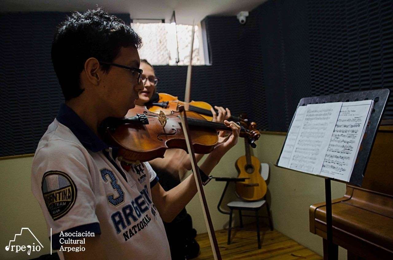 Inicio de clases Arpegio Per&uacute;- Abril 2018