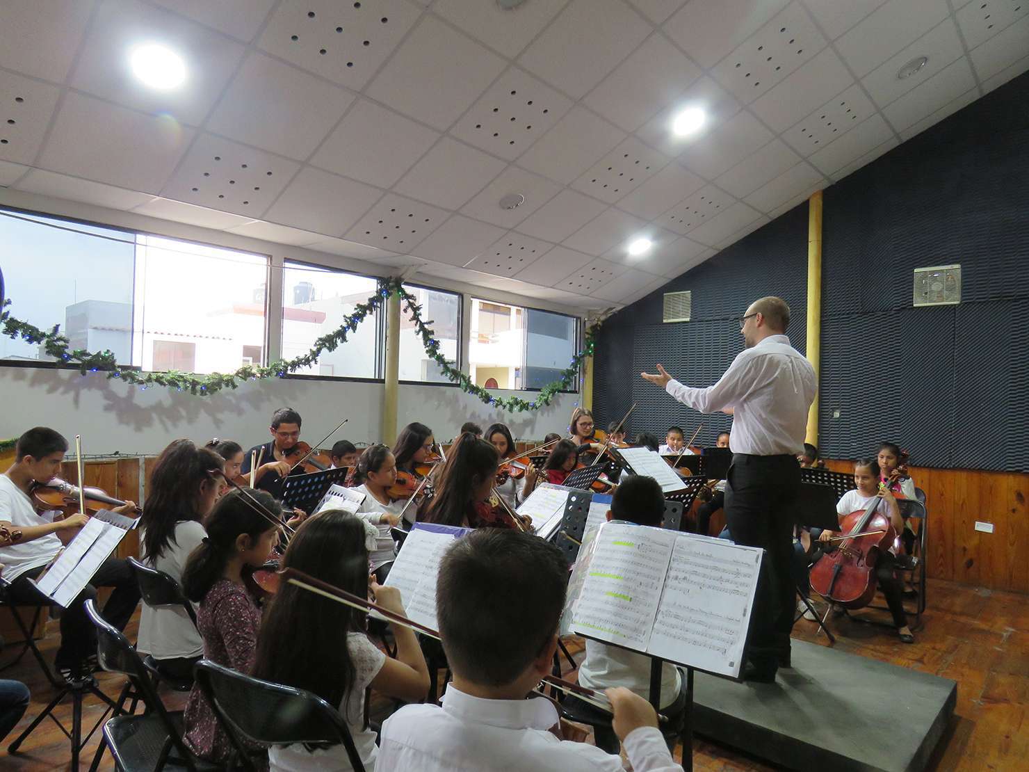 Recital Orquesta de Tierra - Arpegio Per&uacute;