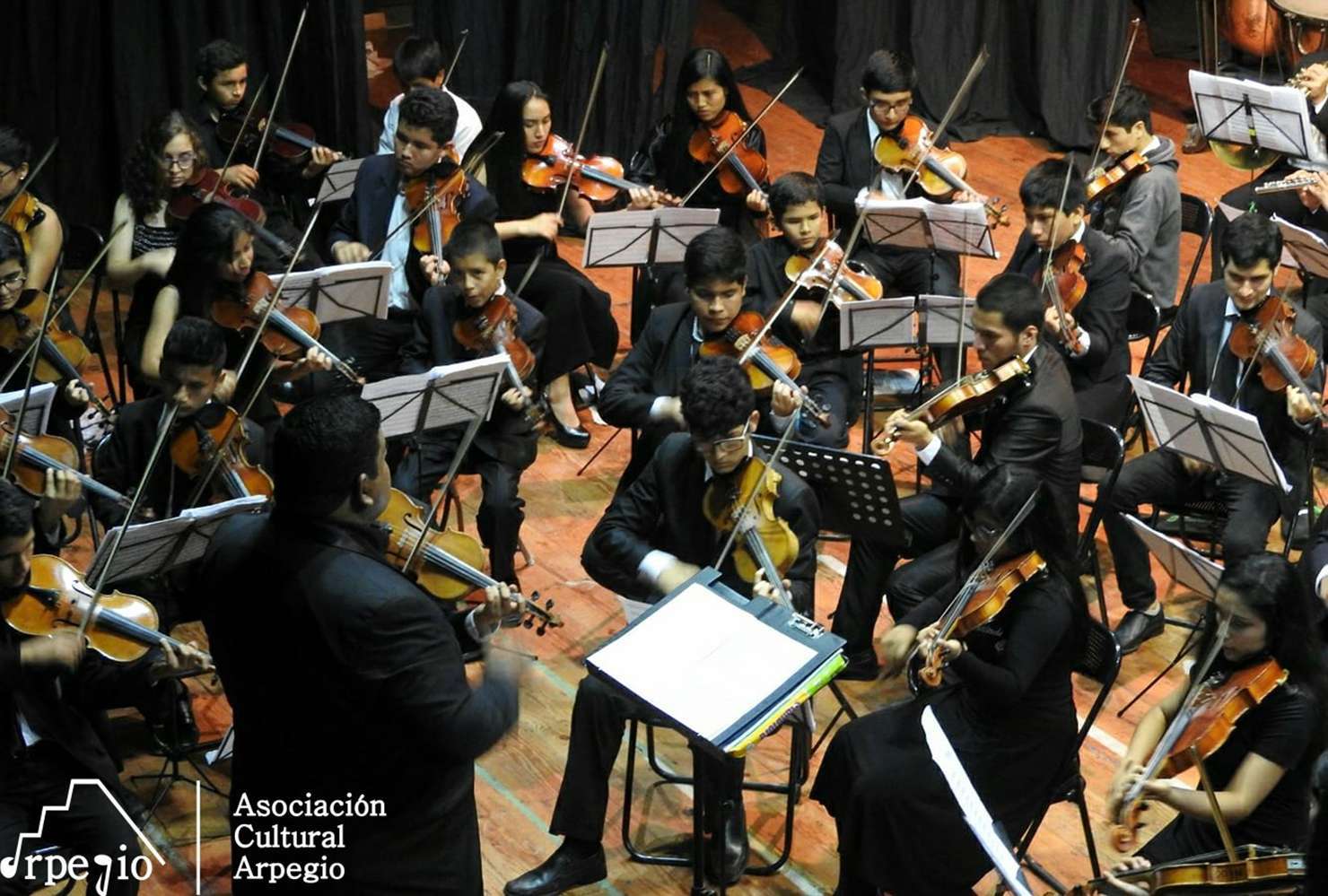 Concierto de Fin de a&ntilde;o Arpegio Per&uacute;