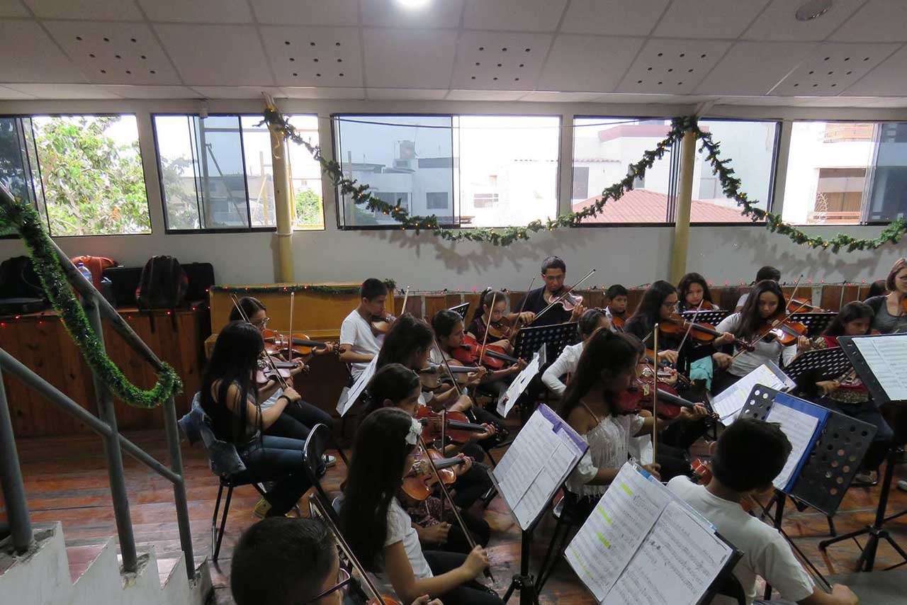 Recital Orquesta de Tierra - Arpegio Per&uacute;