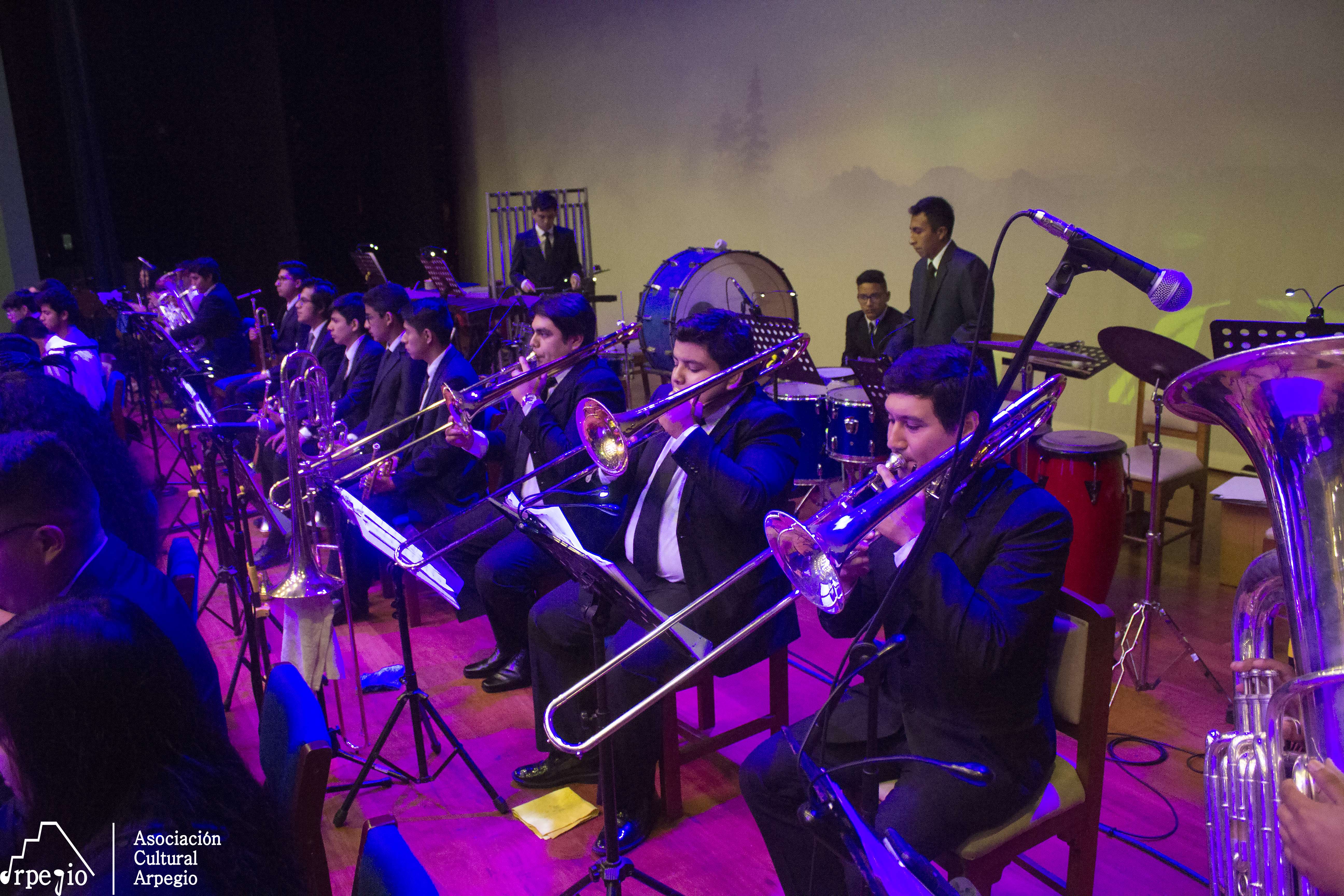 CONCIERTO DE PEL&Iacute;CULA