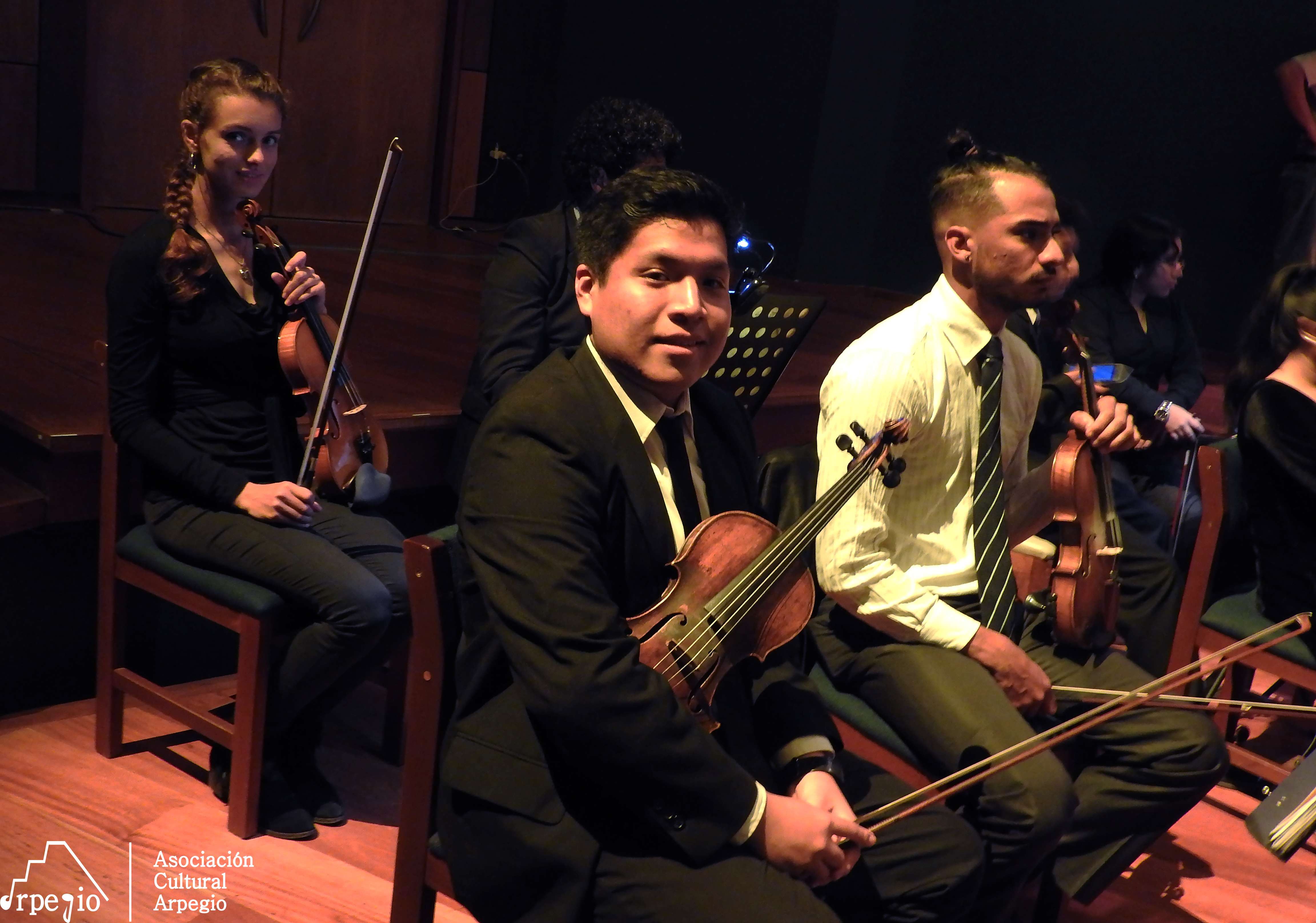 CONCIERTO DE PEL&Iacute;CULA